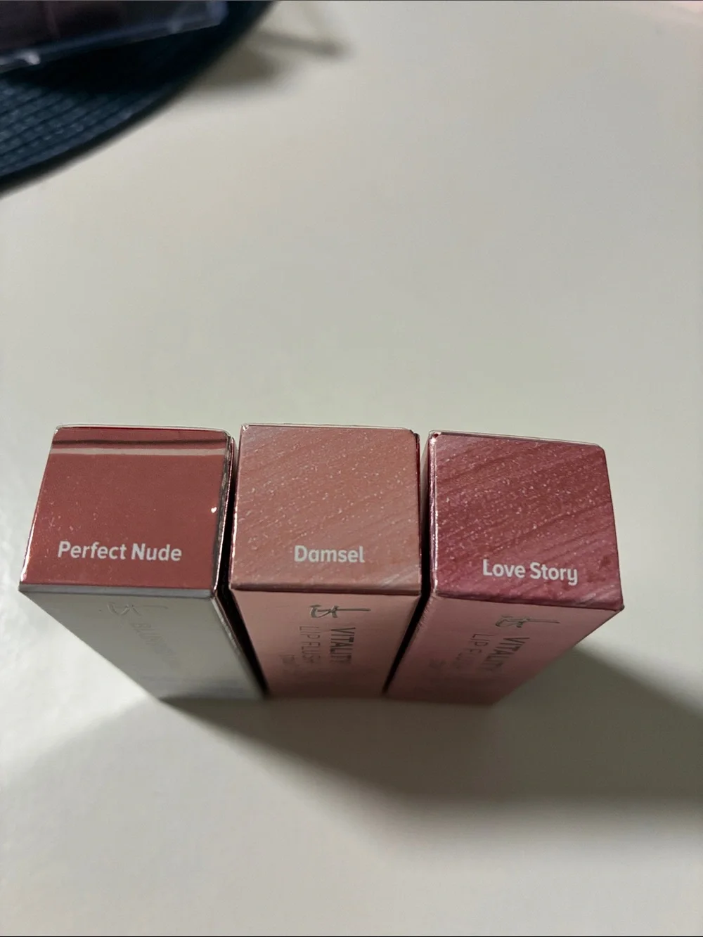 it cosmetics Vitality Lip Flush Trio Packaging in Rose and Silver Tones